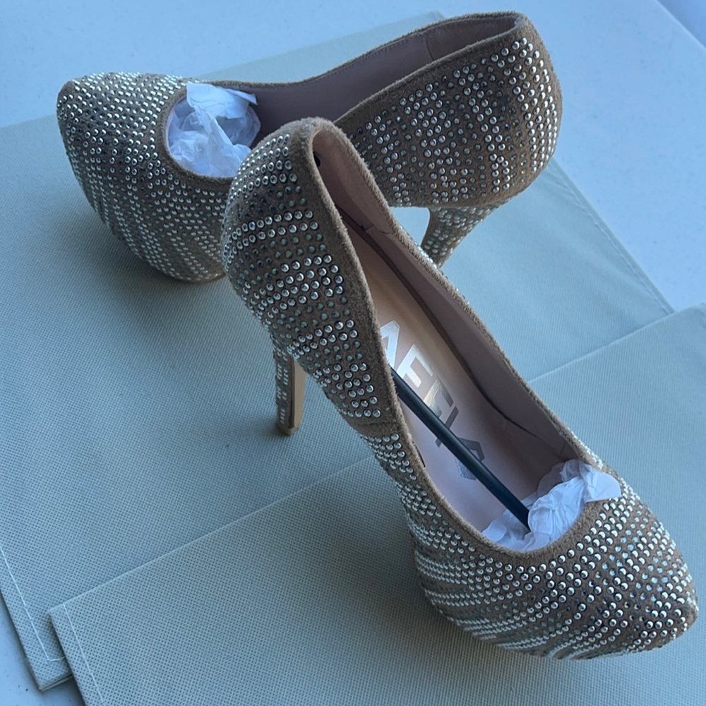 Woman Studded Shoes